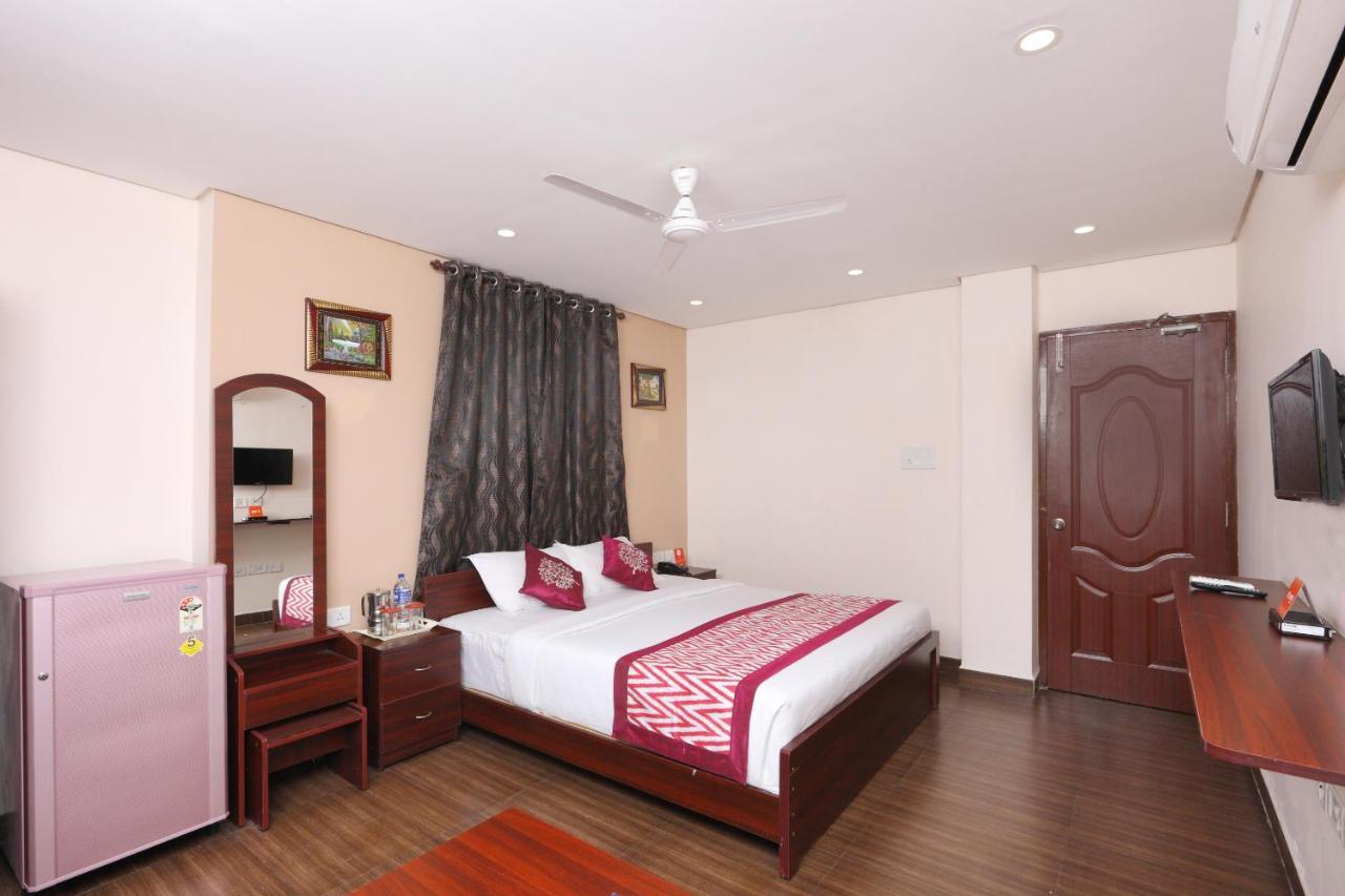 מלון צ'נאי Oyo 1001 Palmtree Corporate Anna Nagar מראה חיצוני תמונה